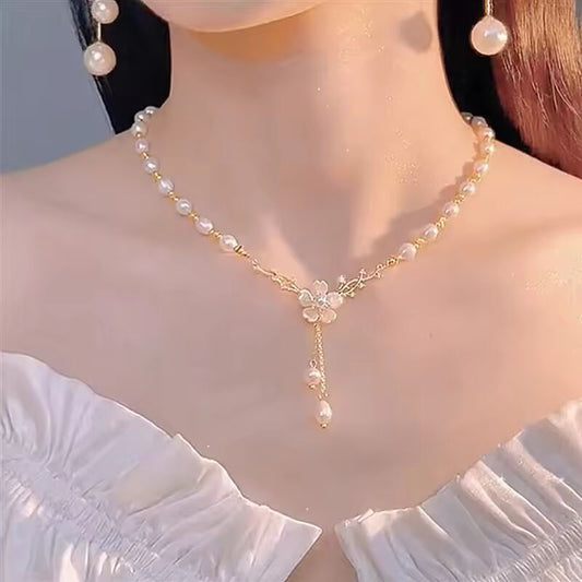 Elegant Gold Color Pearl Flowers Tassel Pendant Necklace for Women Exquisite Ladies Clavicle Chain Party Jewelry Birthday Gift
